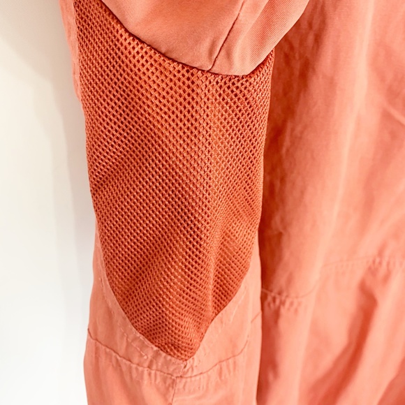 Weatherproof Small Orange Pullover Wind Water - Picture 4 of 6